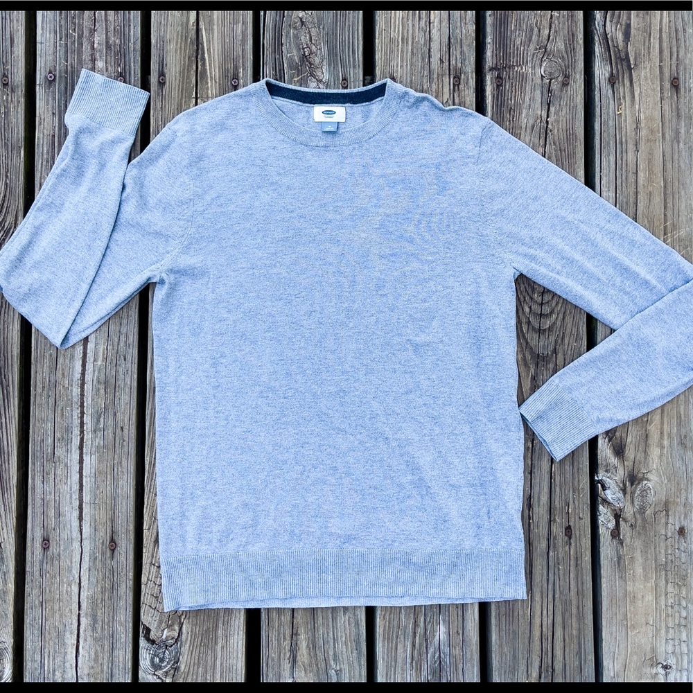 Old navy sweater